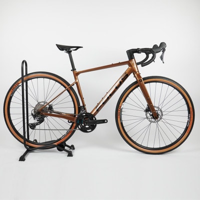 Focus Atlas 8.7 Carbon goldbrown 2023 RH-S exhibition bike