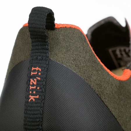 Fizik Terra X5 Suede military green/orange fluo EUR 38