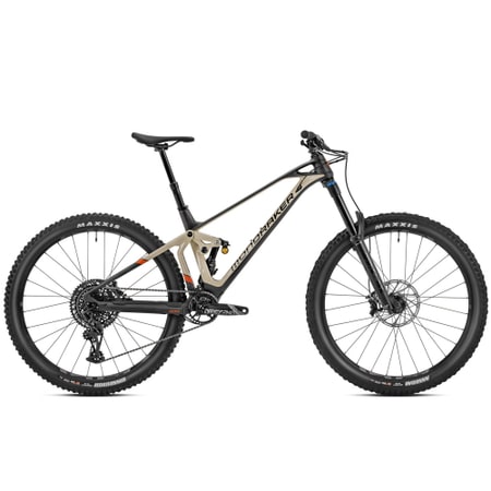 Mondraker Superfoxy Carbon R 2023