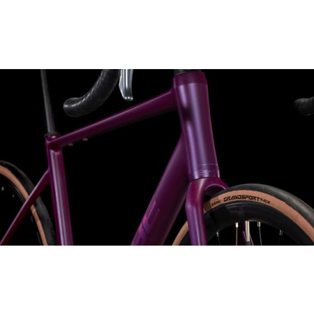 Cube Attain Pro hyperpurple'n'helio 2025